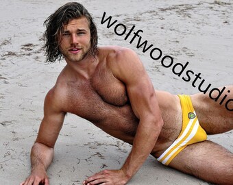 sexy guy in a speedo Sexy guy in a speedo